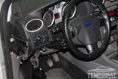 Ford-Focus-2008-Tempomat-beszerelés-AP900C_01