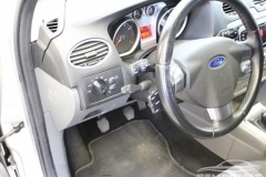 Ford-Focus-2008-Tempomat-beszerelés-AP900C_03