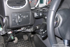 Ford-Focus-2008-Tempomat-beszerelés_02