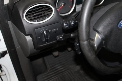 Ford-Focus-2010-Tempomat-AP900C_1039