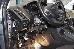 Ford Focus 2012 - Tempomat beszerelés (AP900C)_01