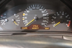 Mercedes-Benz-E-osztaly-1997-W210-Tempomat-AP900-Tolatokamera-rendszam-tukormonitor_2350