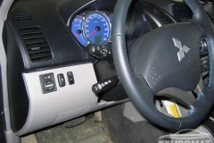 Mitsubishi-L200-2006-Tempomat-beszerelés_02