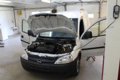 Opel-Combo-C-2004-Tempomat-AP900-Kihangosito-Parrot-Tolatoradar-Valeo-Schild-Laszlo_2970
