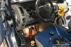 Opel-Vivaro-2008-Tempomat-beszerelés-AP900_01