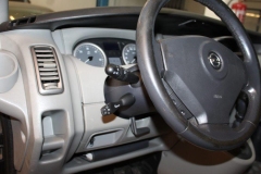Opel-Vivaro-A-2006-Tempomat-AP900_3141
