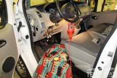 Opel Vivaro - Tempomat beszerelés (AP900Ci)_01