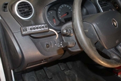 Renault-Kangoo-2015-Tempomat-AP900C_4