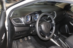 Suzuki-Baleno-2018-Tempomat-AP900-Tolatokamera-rendszamkeret_3782