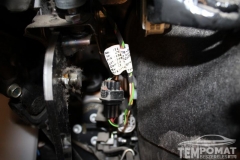 Toyota Hiace Panel Van 2007 - Tempomat beszerelés (AP900)_03