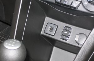 Bluetooth kihangosító beépítés vezérlőegységgel