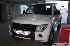 Mitsubishi Pajero 2010 – Tempomat beszerelés