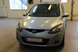 Mazda 2 2008 – Tempomat (AP900), Tolatóradar (Rhino TR4 Light)